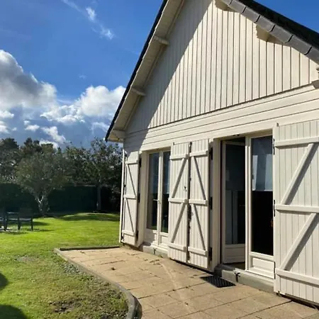 Dom wakacyjny Ma Et Les Vagues By Melrose Asnelles