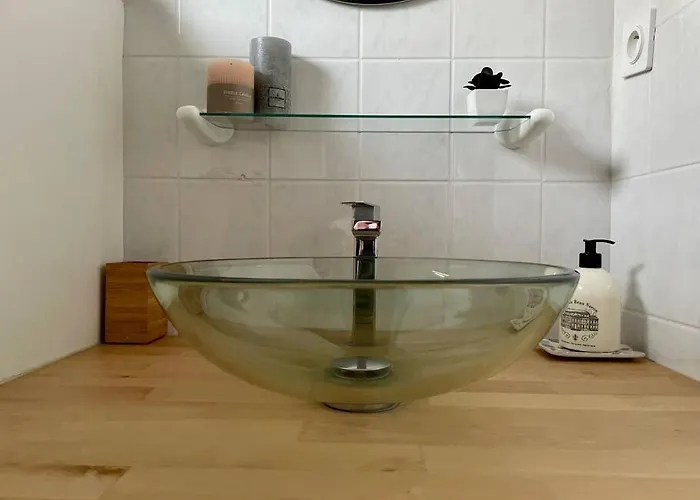 Ma Et Les Vagues By Melrose *